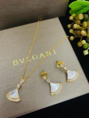 Accessories necklace