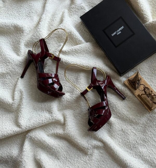 Ysl- heel